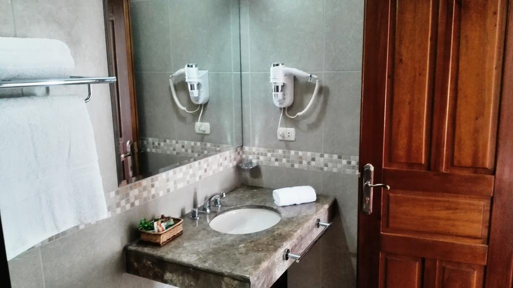 La Aurora Hotel Huaraz  Room photo